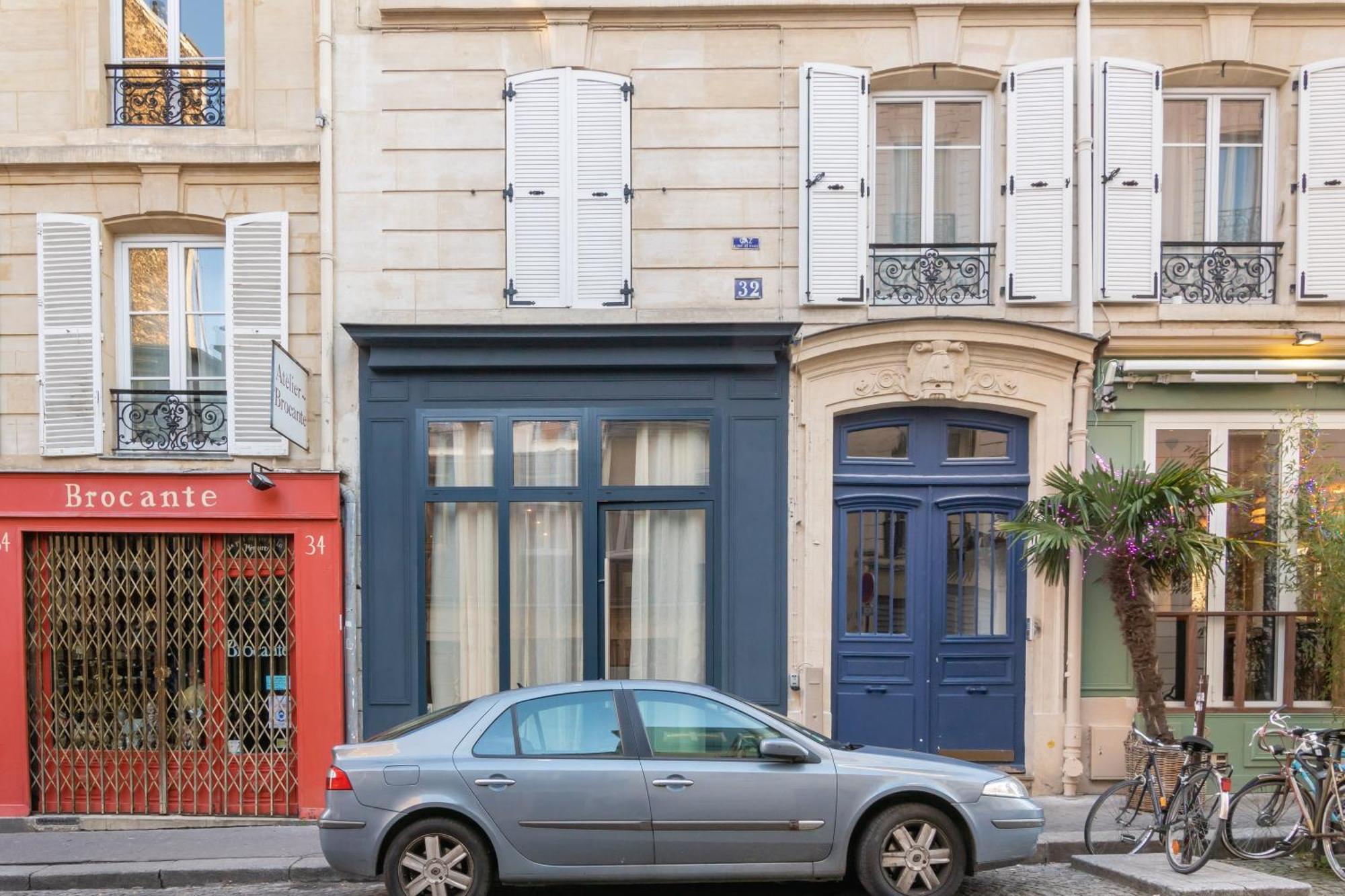 Cozy In Heart Of Montmartre Parigi